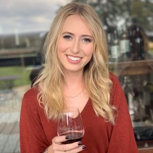 Meet your Posher, Avery